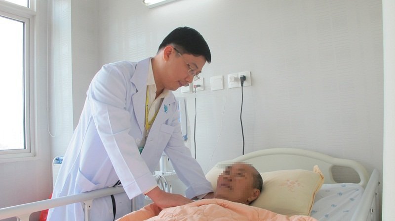 Cần xem tình trạng bệnh nhân để lập kế hoạch chăm sóc bệnh nhân sau mổ