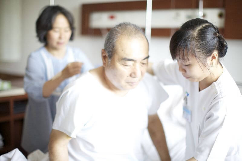 Ngành điều dưỡng tại Việt Nam đang thiếu nhân lực