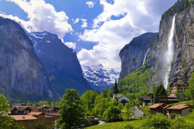 Thung lũng Lauterbrunnen ở Thụy Sỹ