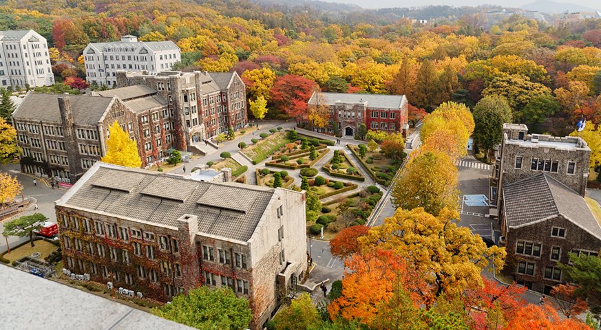 Khuôn viên Đại học Yonsei vào mùa thu
