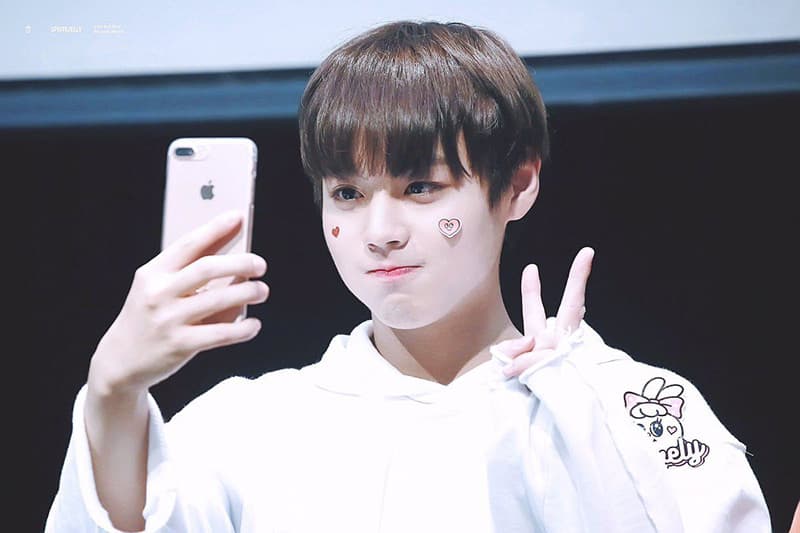 Park Jihoon sinh viên đại học Chung Ang năm 2018
