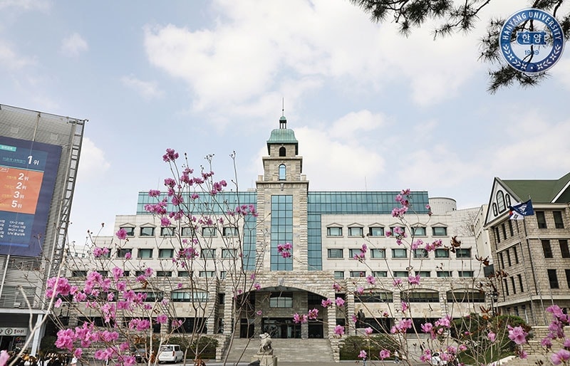 Trường đại học Hanyang là một trong những trường top đầu ở Hàn Quốc