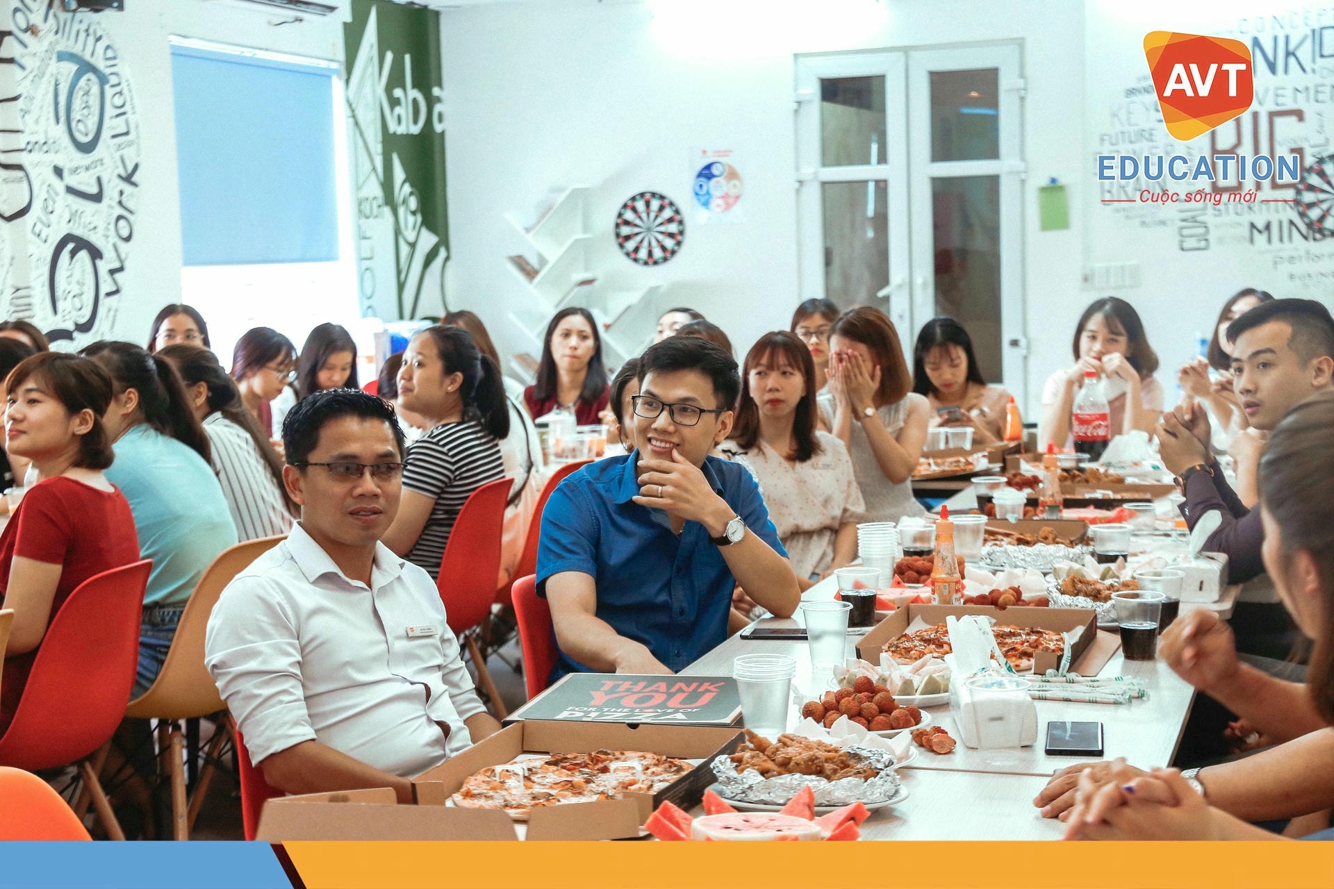 AVT gửi lời chúc may mắn nhất đến 2 bạn