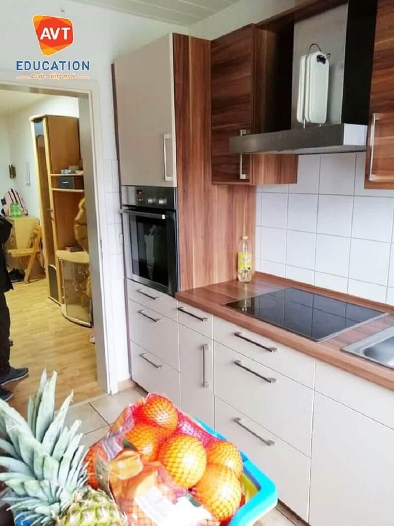 Phòng bếp hiện đại và tiện nghi